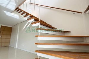 Apartamento com 203m², 2 dormitórios, 2 vagas, no bairro Panazzolo em Caxias do Sul para Alugar