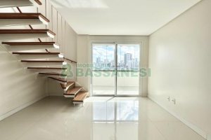 Apartamento com 203m², 2 dormitórios, 2 vagas, no bairro Panazzolo em Caxias do Sul para Alugar