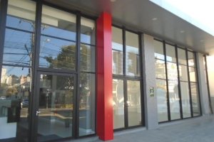 Loja com 423m², 5 vagas, no bairro Pio X em Caxias do Sul para Alugar