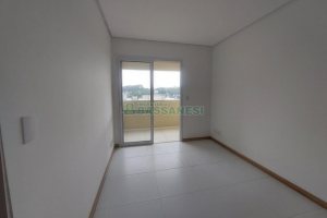 Apartamento com 67m², 2 dormitórios, 1 vaga, no bairro Vinhedos em Caxias do Sul para Comprar