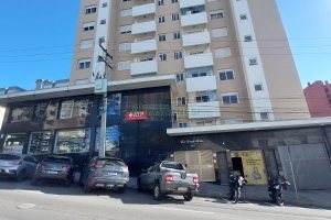 Apto Mobiliado com 47m², 1 dormitório, 1 vaga, no bairro Centro em Caxias do Sul para Alugar
