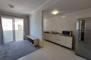 Apto Mobiliado com 47m², 1 dormitório, 1 vaga, no bairro Centro em Caxias do Sul para Alugar