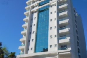 Apartamento com 80m², 2 dormitórios, 2 vagas, no bairro Panazzolo em Caxias do Sul para Comprar