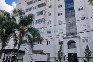 Apartamento com 77m², 3 dormitórios, 2 vagas, no bairro Pio X em Caxias do Sul para Comprar