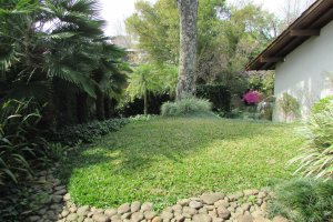 Casa com 238m², 4 dormitórios, 3 vagas, no bairro Sagrada Família em Caxias do Sul para Comprar