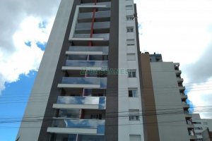 Apartamento com 78m², 2 dormitórios, 2 vagas, no bairro Panazzolo em Caxias do Sul para Comprar