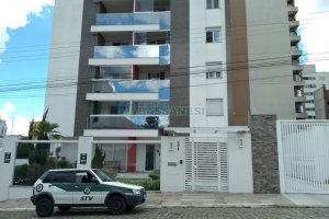 Apartamento com 78m², 2 dormitórios, 2 vagas, no bairro Panazzolo em Caxias do Sul para Comprar