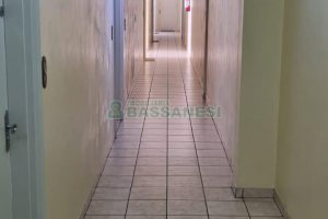 Kitinete com 29m², 1 dormitório, no bairro Centro em Caxias do Sul para Comprar