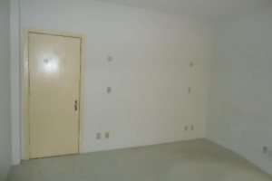 Sala com 20m², no bairro Centro em Caxias do Sul para Alugar