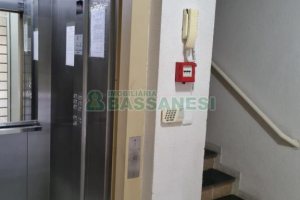 Apartamento com 67m², 2 dormitórios, 2 vagas, no bairro Panazzolo em Caxias do Sul para Comprar