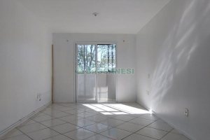 Kitinete com 42m², 1 dormitório, no bairro Presidente Vargas em Caxias do Sul para Alugar