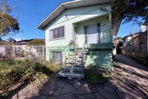 Casa com 96m², 3 dormitórios, 1 vaga, no bairro Bela Vista em Caxias do Sul para Alugar