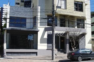 Loja com 1000m², no bairro Lourdes em Caxias do Sul para Alugar ou Comprar