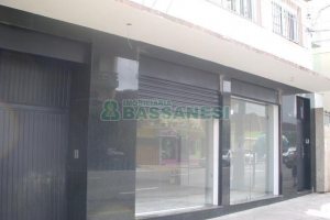 Loja com 120m², no bairro Rio Branco em Caxias do Sul para Alugar