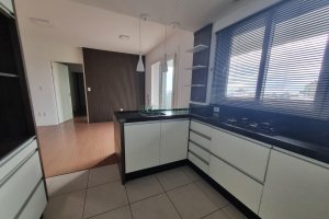 Apartamento com 110m², 3 dormitórios, 2 vagas, no bairro Rio Branco em Caxias do Sul para Alugar