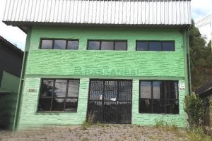 Pavilhão com 210m², no bairro Universitário em Caxias do Sul para Alugar