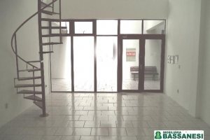 Loja com 35m², no bairro Centro em Caxias do Sul para Alugar