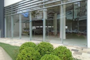 Loja com 501m², no bairro Cinqüentenário em Caxias do Sul para Alugar