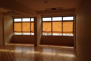 Sala com 53m², no bairro Centro em Caxias do Sul para Alugar ou Comprar