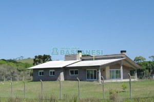 Chácara com 200m², 4 dormitórios, no bairro Vila Seca em Caxias do Sul para Comprar