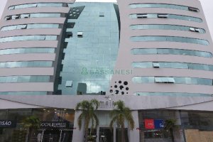 Sala Mobiliada com 40m², 2 vagas, no bairro Sanvitto em Caxias do Sul para Comprar