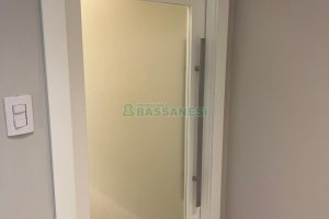 Sala Mobiliada com 40m², 2 vagas, no bairro Sanvitto em Caxias do Sul para Comprar