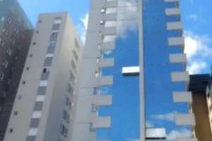 Sala com 37m², 2 vagas, no bairro Centro em Caxias do Sul para Comprar