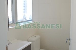Sala com 40m², no bairro Centro em Caxias do Sul para Comprar