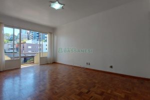 Apartamento, 3 dormitórios, 2 vagas, no bairro Madureira em Caxias do Sul para Alugar