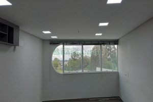 Sala com 38m², 1 vaga, no bairro Villagio Iguatemi em Caxias do Sul para Alugar