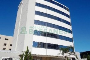 Apto Mobiliado com 52m², 1 dormitório, 1 vaga, no bairro Sanvitto em Caxias do Sul para Alugar