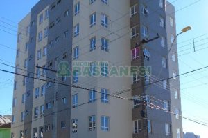 Apto Mobiliado com 33m², 1 dormitório, 1 vaga, no bairro Presidente Vargas em Caxias do Sul para Alugar ou Comprar