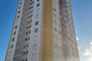 Apartamento com 94m², 3 dormitórios, 1 vaga, no bairro Rio Branco em Caxias do Sul para Comprar