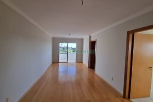 Apartamento com 94m², 3 dormitórios, 1 vaga, no bairro Rio Branco em Caxias do Sul para Comprar