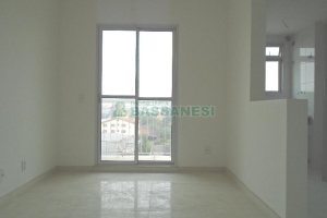 Apartamento com 53m², 2 dormitórios, 1 vaga, no bairro Lourdes em Caxias do Sul para Comprar