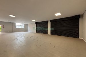 Loja com 140m², no bairro Sagrada Família em Caxias do Sul para Alugar