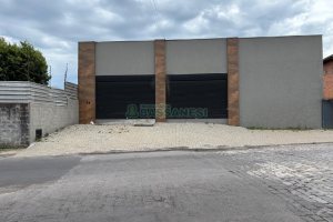 Loja com 140m², no bairro Sagrada Família em Caxias do Sul para Alugar