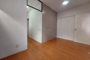 Sala com 55m², 1 vaga, no bairro Rio Branco em Caxias do Sul para Alugar