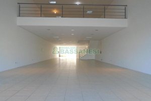 Loja com 500m², no bairro Villagio Iguatemi em Caxias do Sul para Alugar