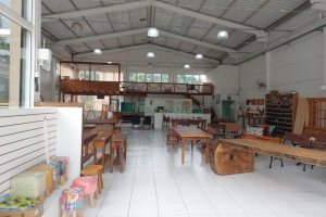 Loja com 350m², no bairro Planalto em Caxias do Sul para Alugar