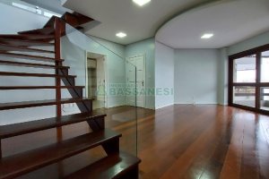 Apto/Cobertura com 250m², 3 dormitórios, 2 vagas, no bairro Petrópolis em Caxias do Sul para Alugar