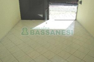 Loja com 88m², 1 vaga, no bairro Centro em Caxias do Sul para Alugar