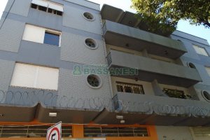 Apartamento com 99m², 3 dormitórios, 1 vaga, no bairro Pio X em Caxias do Sul para Comprar