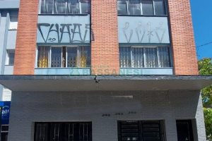 Loja com 130m², no bairro São Leopoldo em Caxias do Sul para Alugar