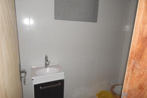 Loja com 80m², no bairro Marechal Floriano em Caxias do Sul para Alugar