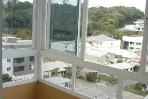 Apartamento com 65m², 2 dormitórios, 2 vagas, no bairro Jardim Eldorado em Caxias do Sul para Comprar