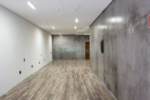 Loja com 65m², no bairro Centro em Caxias do Sul para Comprar