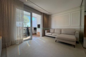 Apartamento com 110m², 3 dormitórios, 2 vagas, no bairro Madureira em Caxias do Sul para Comprar