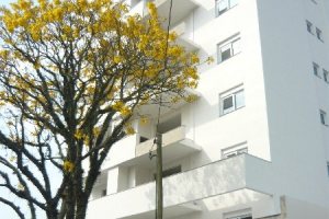 Apartamento com 110m², 3 dormitórios, 2 vagas, no bairro Madureira em Caxias do Sul para Comprar