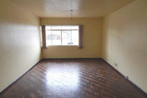 Casa com 111m², 4 dormitórios, no bairro Pio X em Caxias do Sul para Comprar